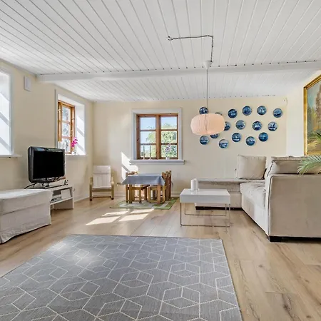 Amazing In With Kitchen